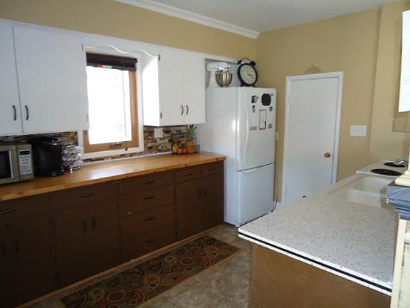 2nd image of 501 N Minnesota St
