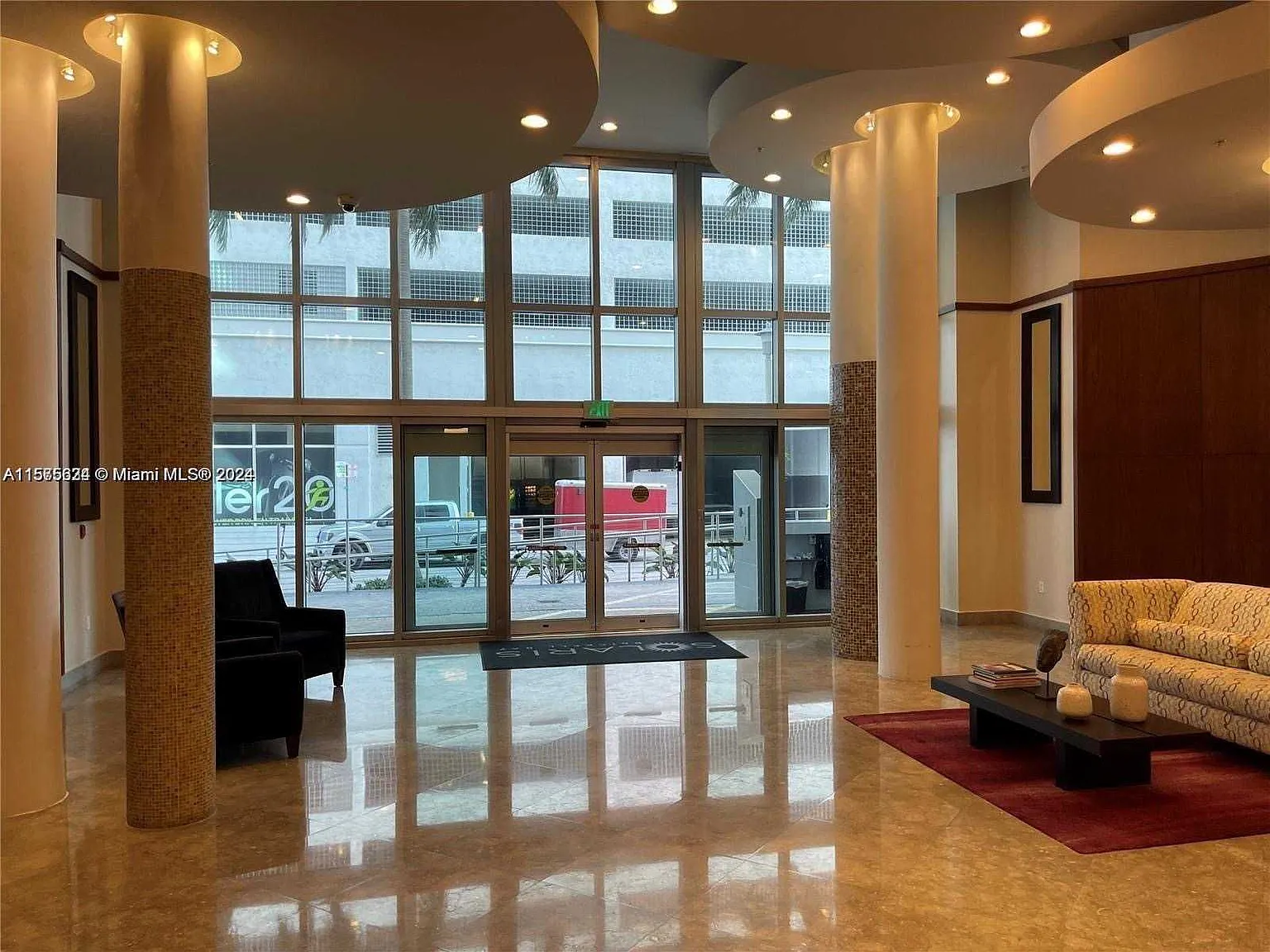 1 bed, $3,000 — Photo 1