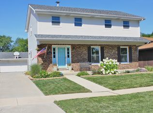 17862 State Line Ave, Lansing, IL 60438