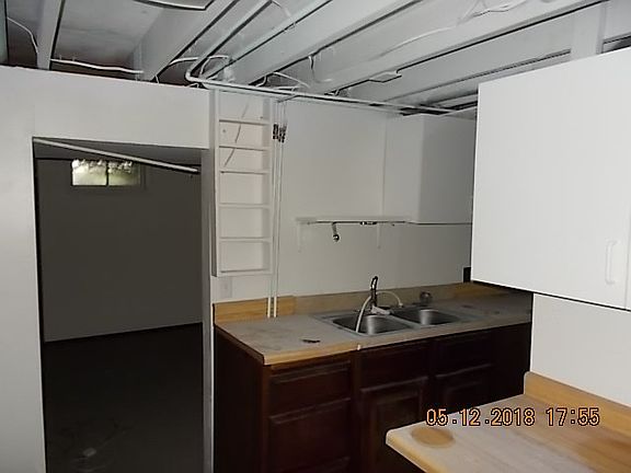 2nd image of 21 Parker Dr