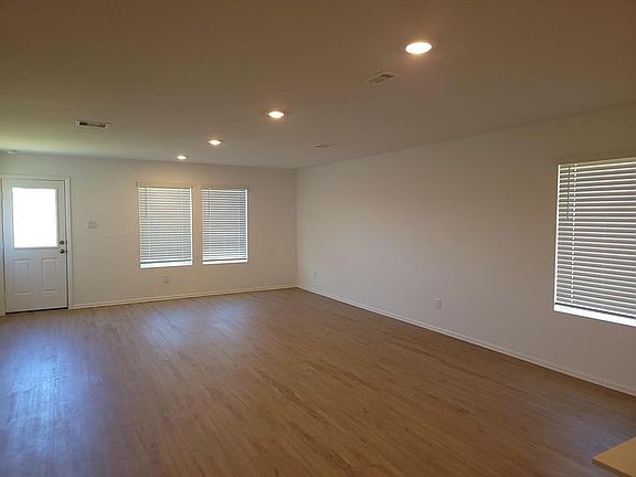 2nd image of 1804 Spyglass Dr