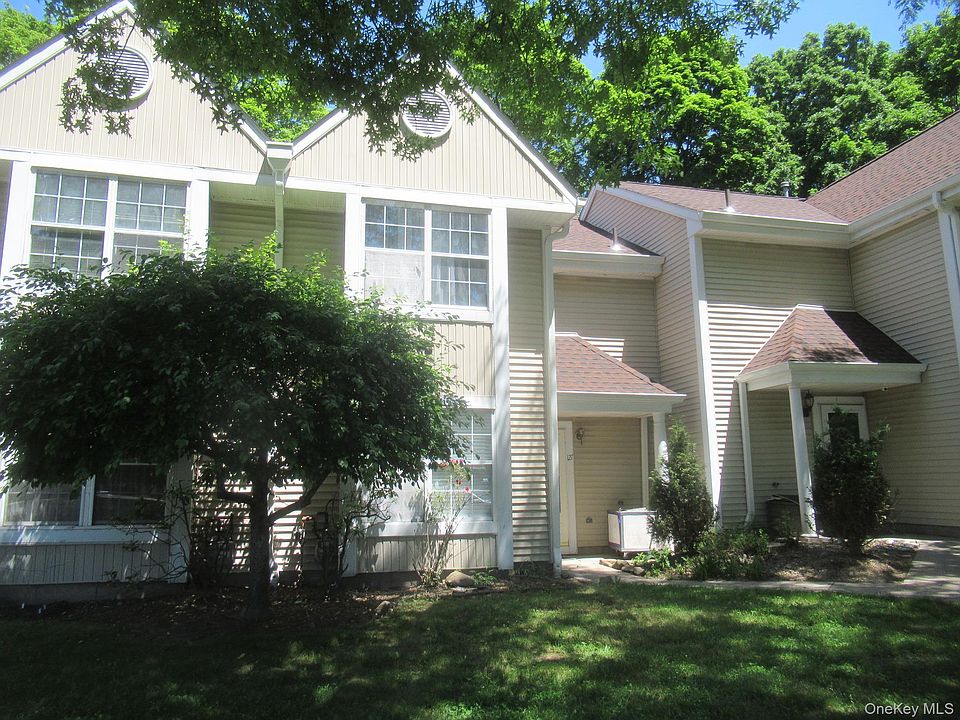 1st image of 127 Creekside Circle