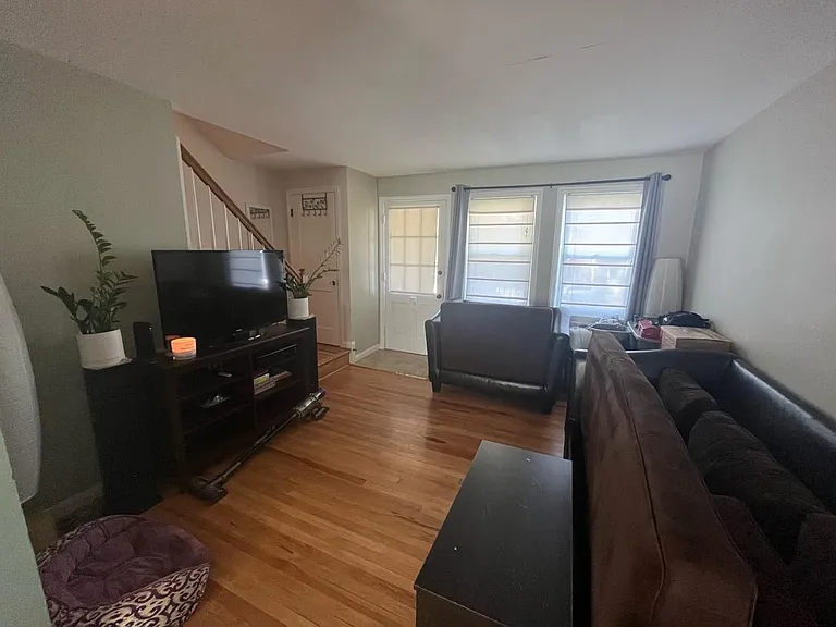 8329 Ridgely Oak Rd — Photo 4