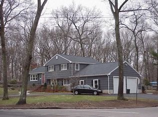 404 Oak St, Westwood, MA 02090