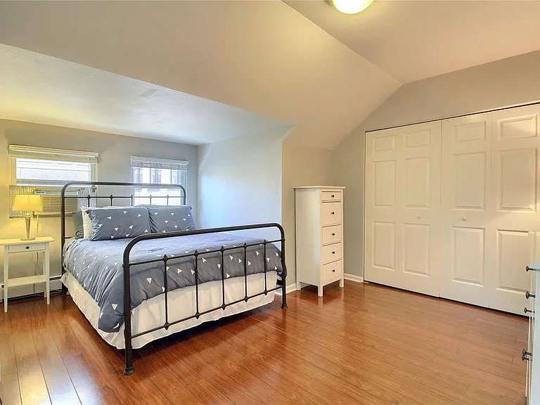 1123 N Sherman St — Photo 13