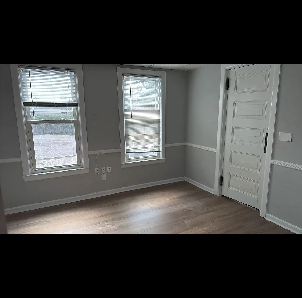 3 bed, 1.5 bath, 1000 sqft, $2,700 — Photo 2