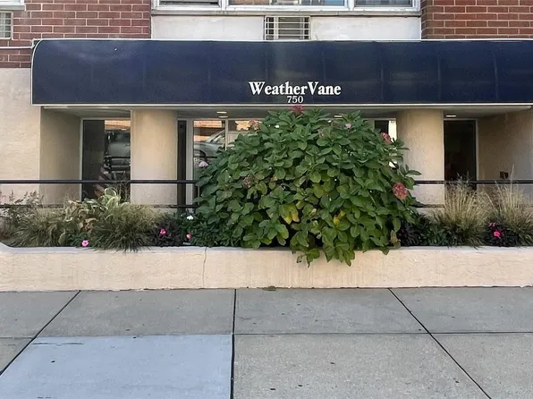750 Shore Road #2C, Long Beach, NY 11561