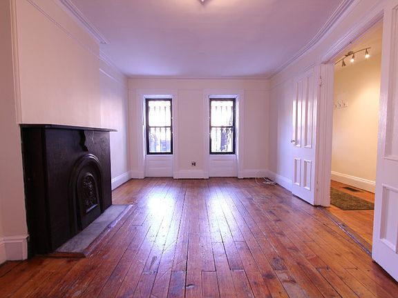 5th image of 420 5th St #1
