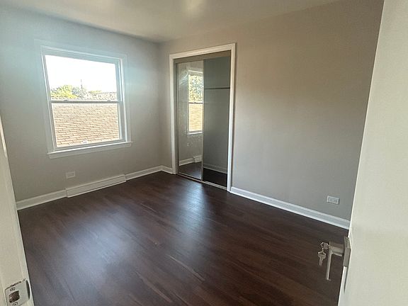 4th image of 1830 N 18th Ave Unit 2