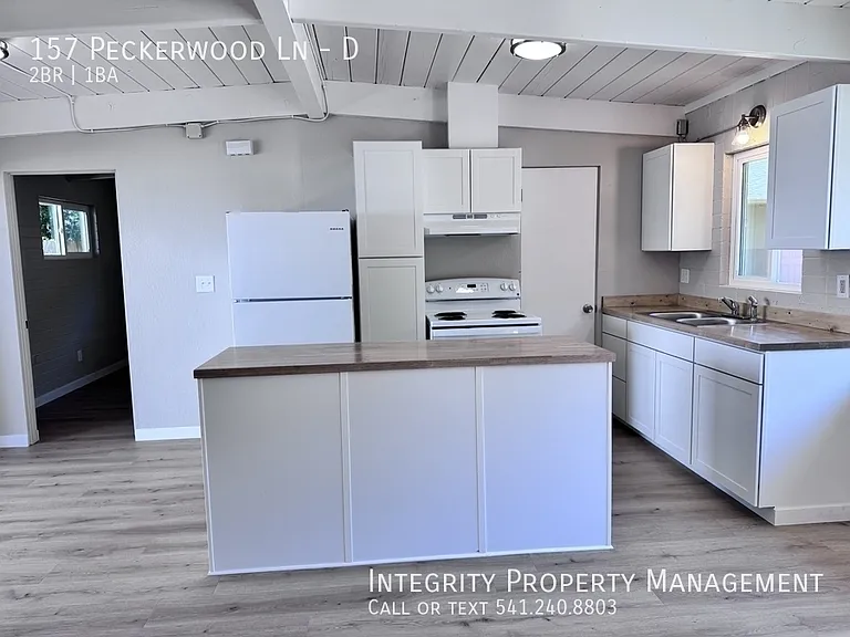 157 Peckerwood Ln #D — Photo 7