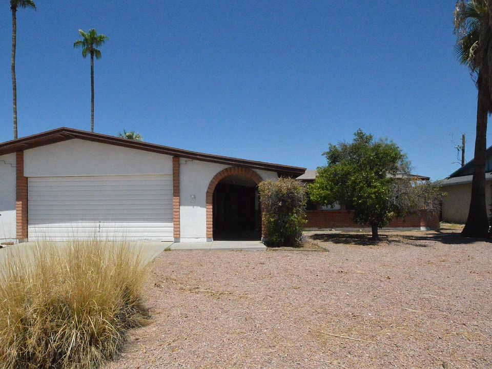 1st image of 4714 W Desert Hills Dr