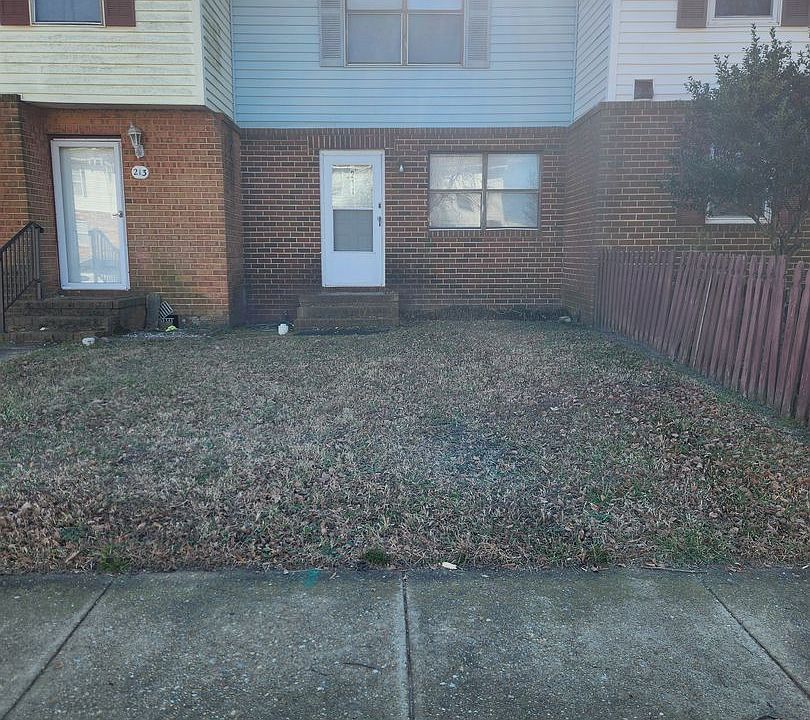 1st image of 211 Greenbrier Ave