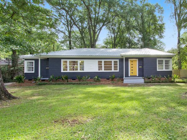 4146 Robin Dr
