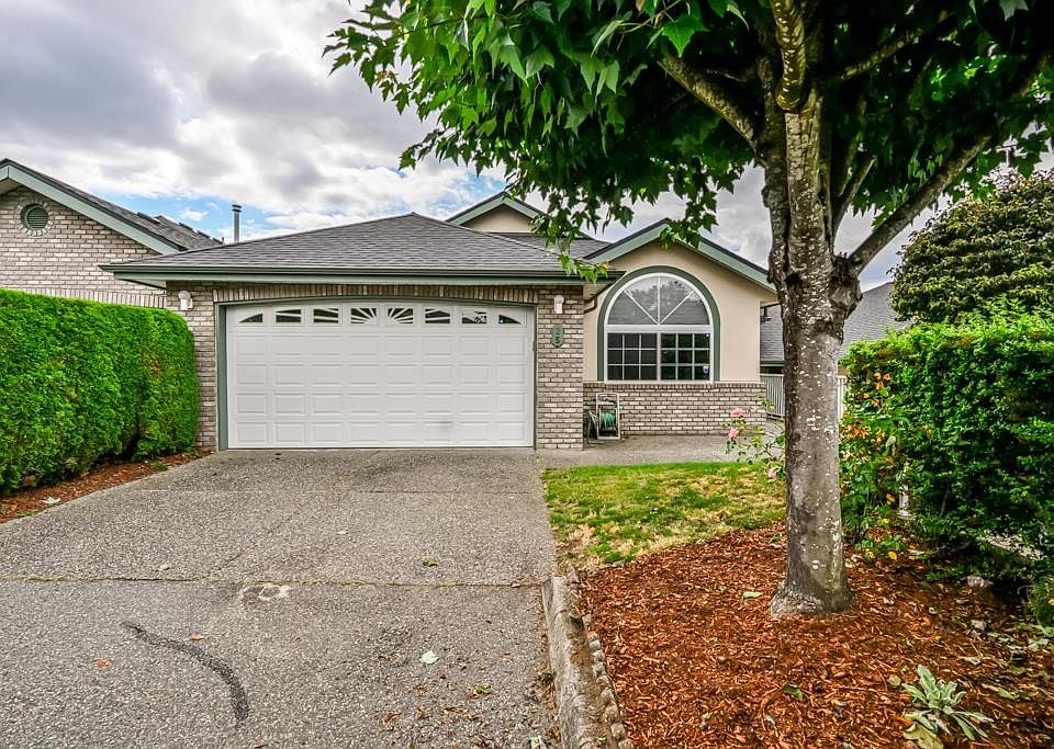 1st image of 32777 Chilcotin Dr #25