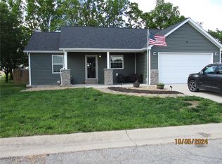 301 Eden Prairie Ct, Cuba, MO 65453