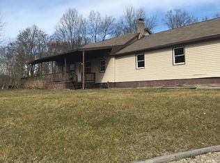 4282 Perry Rdg, Nelsonville, OH 45764