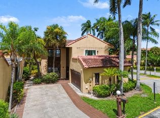 Sky Lake Villas First Add, Miami, FL 33179