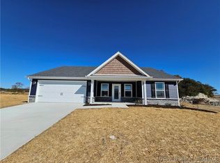 8216 Kepley Dr NE, New Salisbury, IN 47161