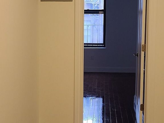 3rd image of 163 E 87th St APT 3E