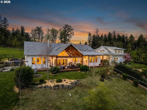 2764 E 40th Ave, Eugene, OR 97405