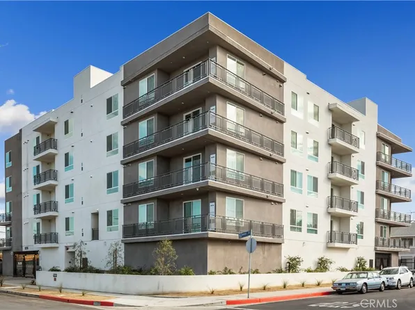 11714 Archwood St, North Hollywood, CA