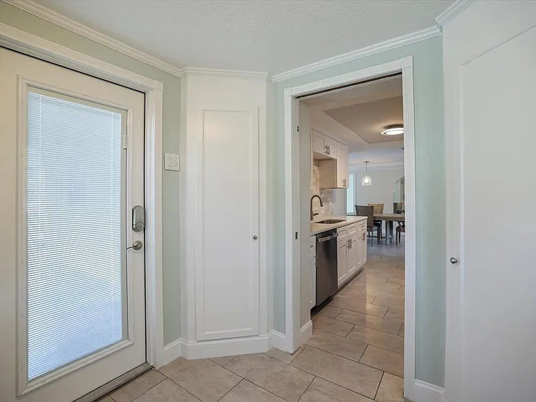 545 Bluebell Rd — Photo 27