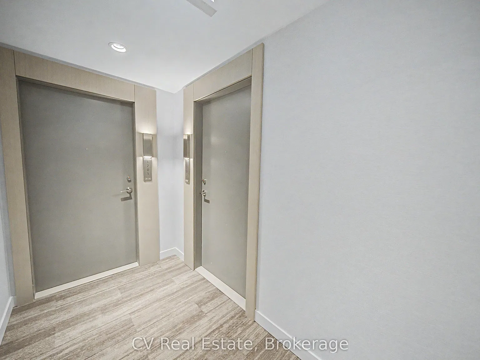 3 bed, $2,600 — Photo 4