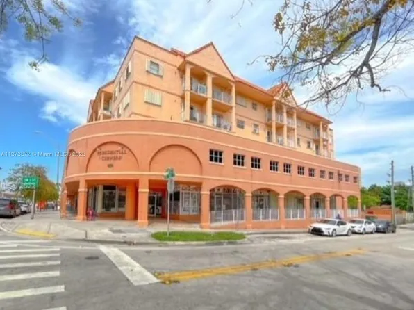 199 SW 12th Ave APT 404A, Miami, FL 33130