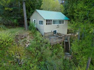11631 N Honeymoon Bay Rd, Newman Lake, WA 99025