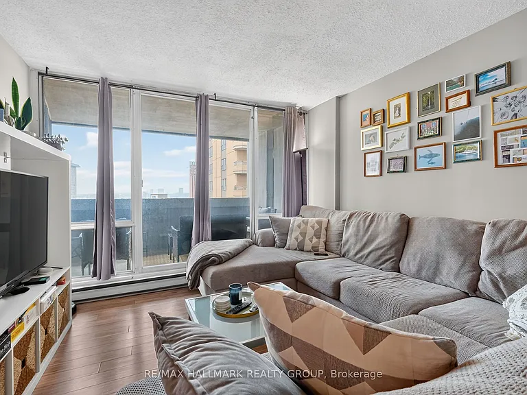 530 Laurier Ave W #1907 — Photo 9