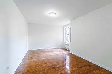 Rented by Hillel Realty Group