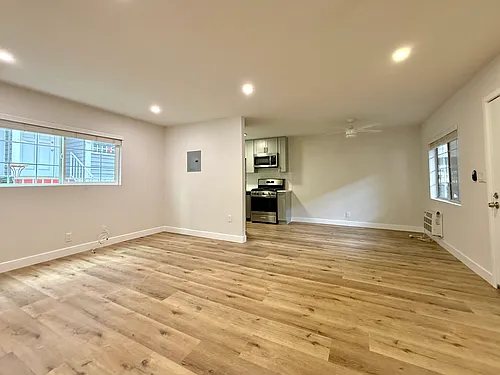 6938 Kester Ave #2 Photo 1