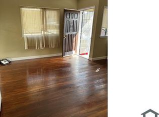 7520 Garfield Ave, Oakland, CA 94605