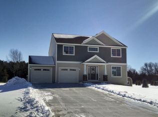 11752 Redberry Ct, Rockford, MI 49341