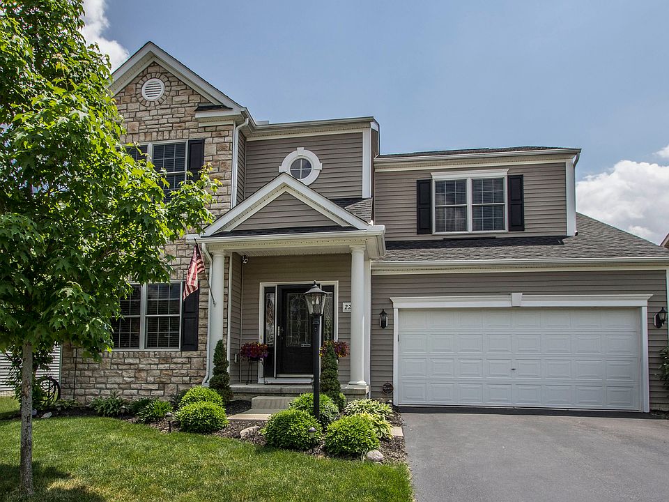 1st image of 221 Butterfly Dr