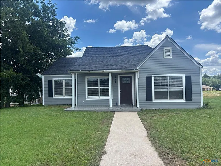 1333 Main St — Photo 1