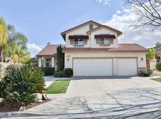 3001 Switchback Ln, Corona, CA 92882
