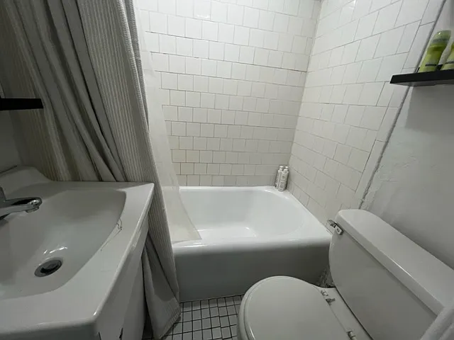 244 W 10th St #24 — Photo 3