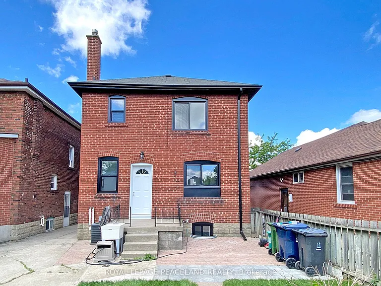 47 Chamberlain Ave — Photo 19