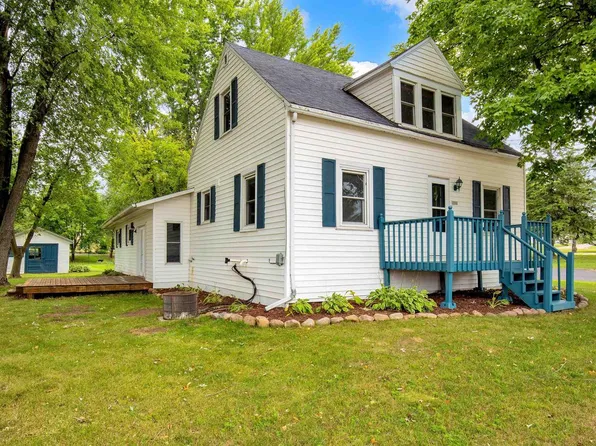 1552 MAIN STREET, Rudolph, WI 54475