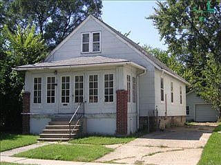 1st image of 2445 Royal Ave