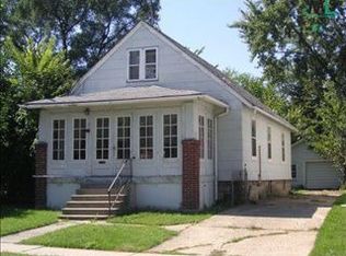 2445 Royal Ave, Berkley, MI 48072