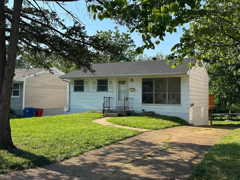 1st image of 153 Floralea Pl