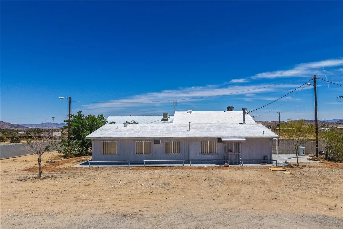 56166 Handley Road - 1 — Photo 4