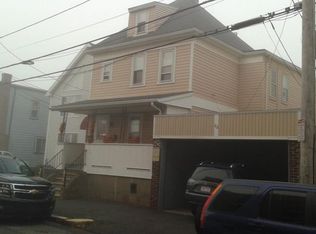 26 Dolphin Ave, Revere, MA 02151
