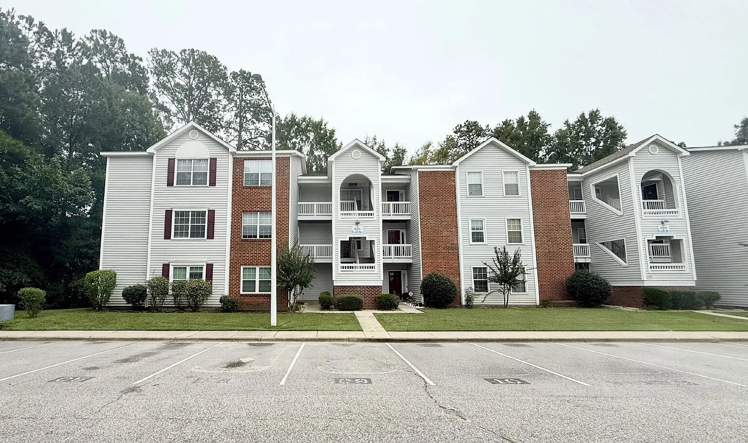 3 bed, 2.0 bath, 1311 sqft, $1,250 — Photo 1