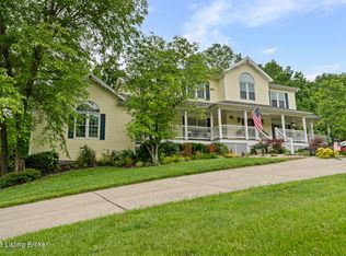 4011 Serendipity Ln, Louisville, KY 40272