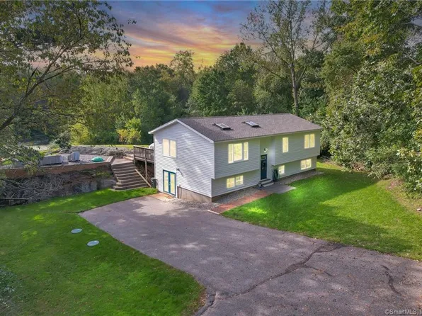 26 Blish Road, Marlborough, CT 06447