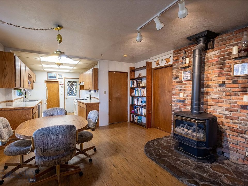 300 Diamond St, St Ignatius, MT 59865 MLS 381673 Zillow