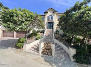 3263 New York Dr, Pasadena, CA 91107